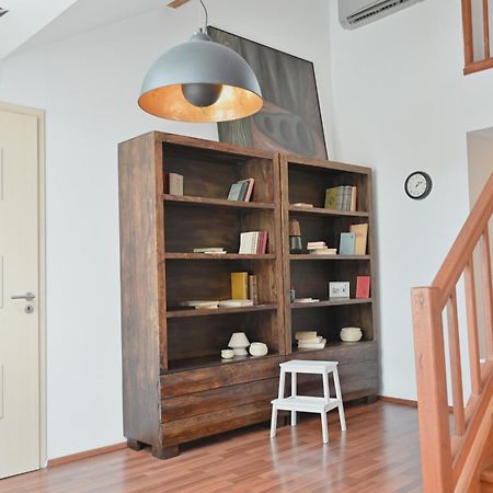 Bohemian Symphony Apartment Praha Bagian luar foto