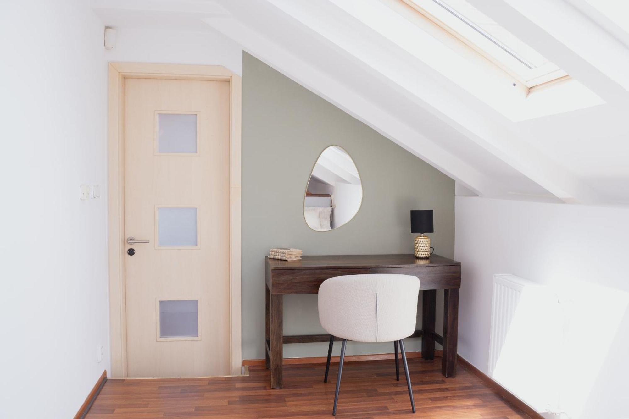 Bohemian Symphony Apartment Praha Bagian luar foto